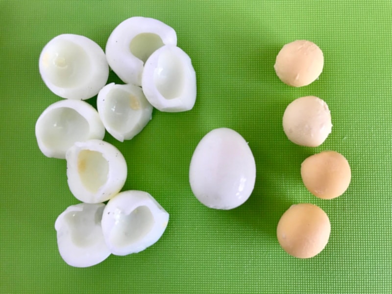 Egg with white yolks