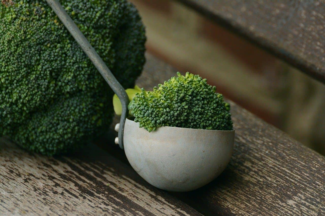scoop of broccoli